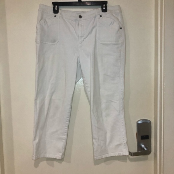 Chico’s Platform White Capris Size 16 - Picture 1 of 11